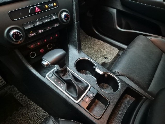 6011000759R8.jpg