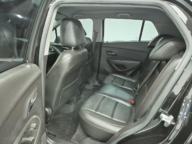 6081000650R12.jpg
