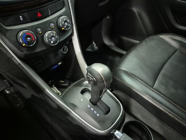 6081000650R8.jpg