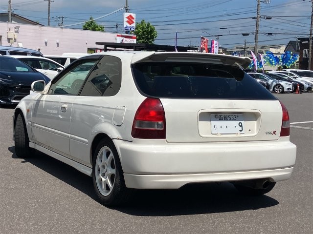 d55ae36edbf4bd73ebe333f7007de85c.jpg