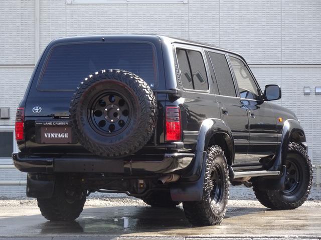 22236576_carP_l_5.jpg