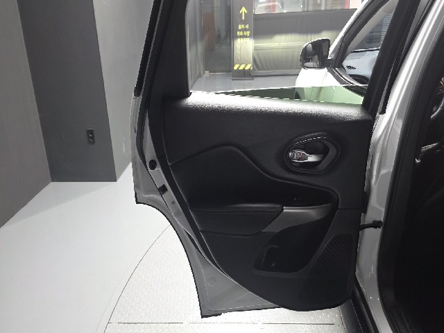 a82caa62da8a4282efaf6cf4c30724ba.jpeg