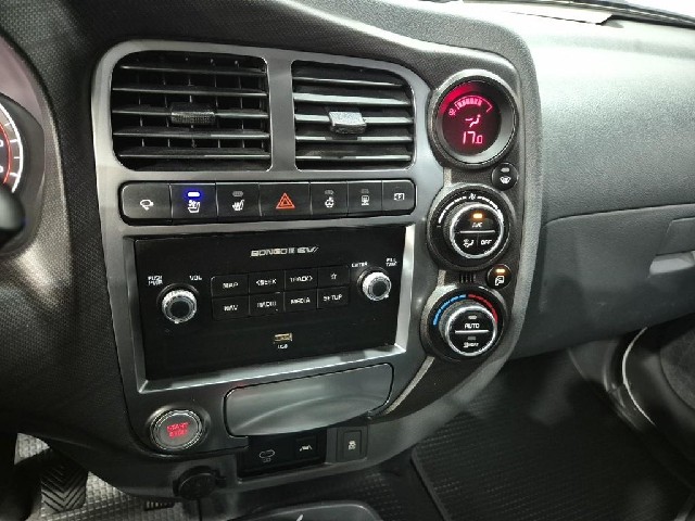 6071000322R14.jpg