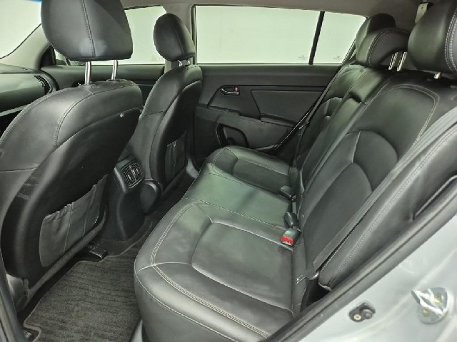 6081002123R12.jpg