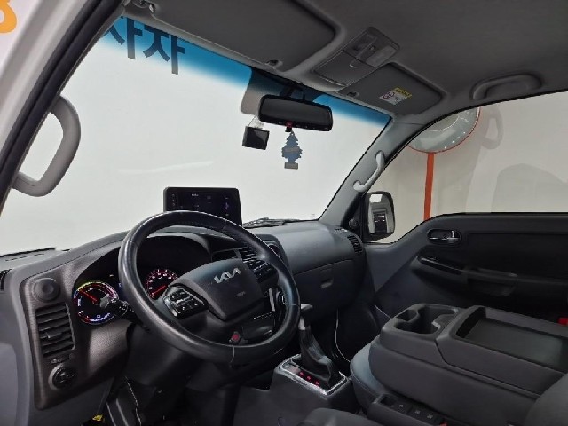 6071000191R6.jpg