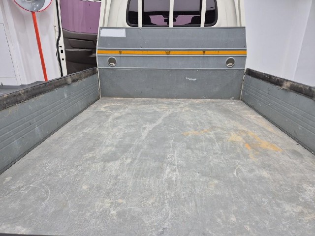 6091000558R18.jpg