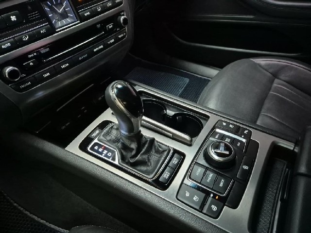 6071000727R8.jpg