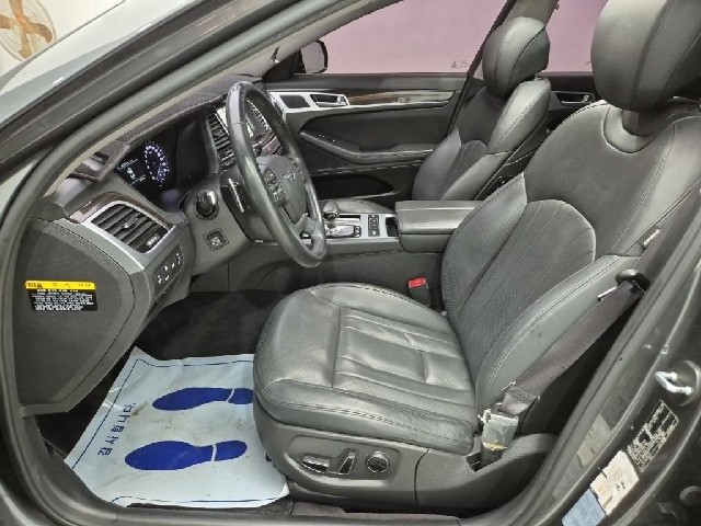 6081002379R11.jpg