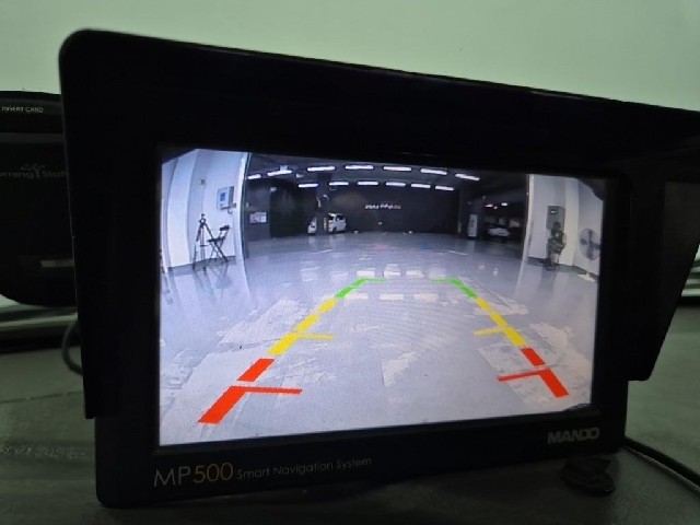 6091000460R12.jpg