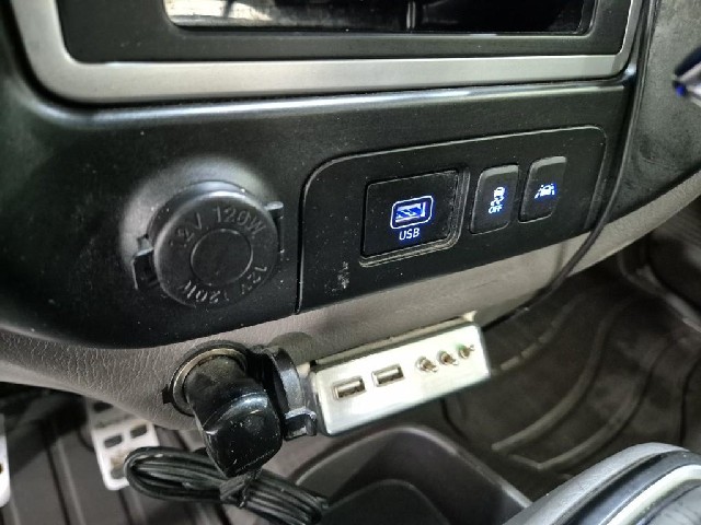 6091000460R15.jpg