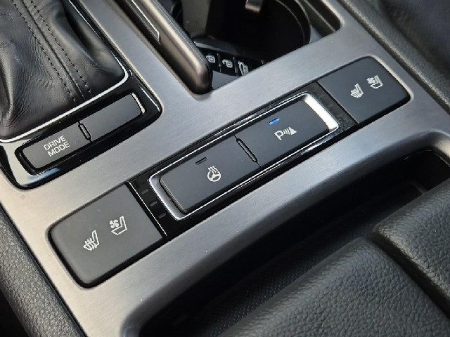 6071000670R18.jpg