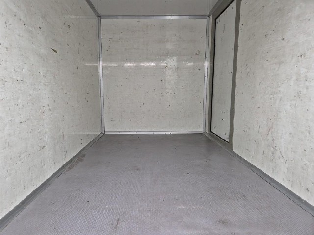 6091000560R16.jpg