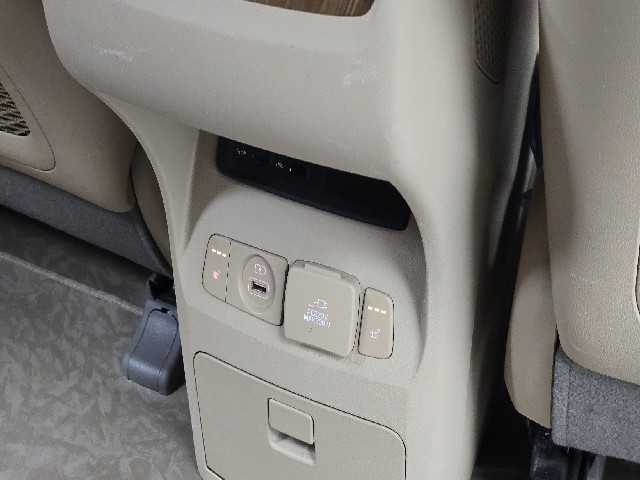 9a0d5dd0f5d1c28ba06d0c9fd661b7f0.jpeg