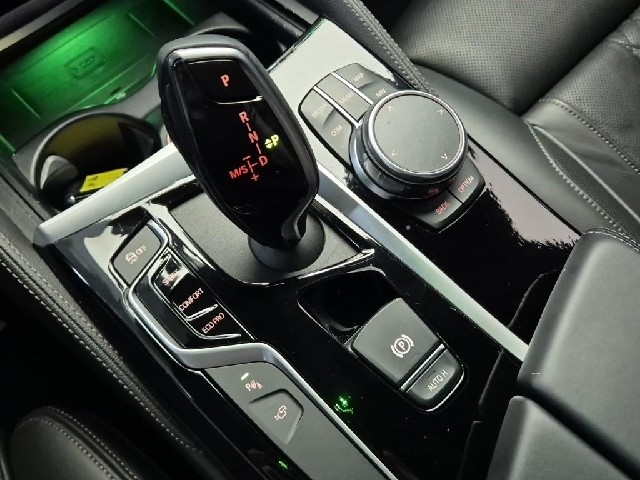 6071500565R8.jpg