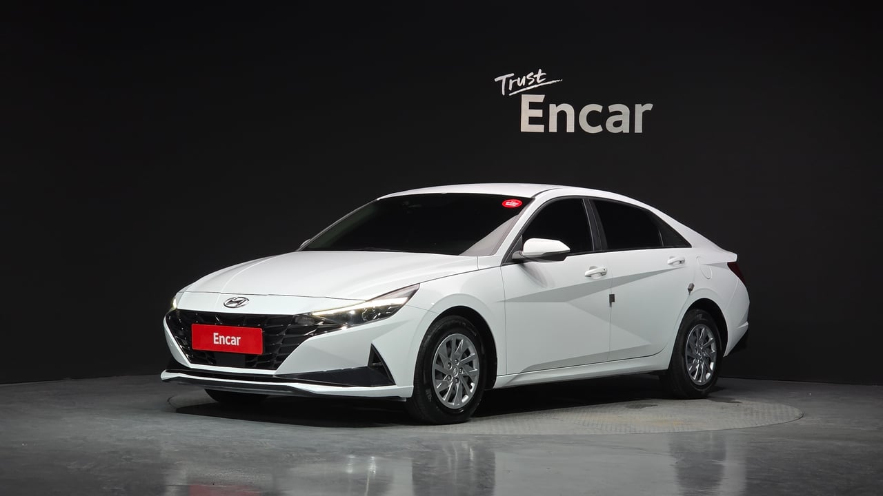 2021 Hyundai Avante, photo 1 of 1