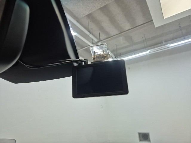 6091501835R17.jpg
