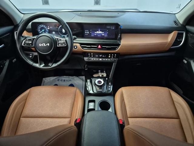 6051001174R7.jpg