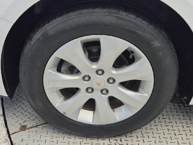 6061502379R18.jpg