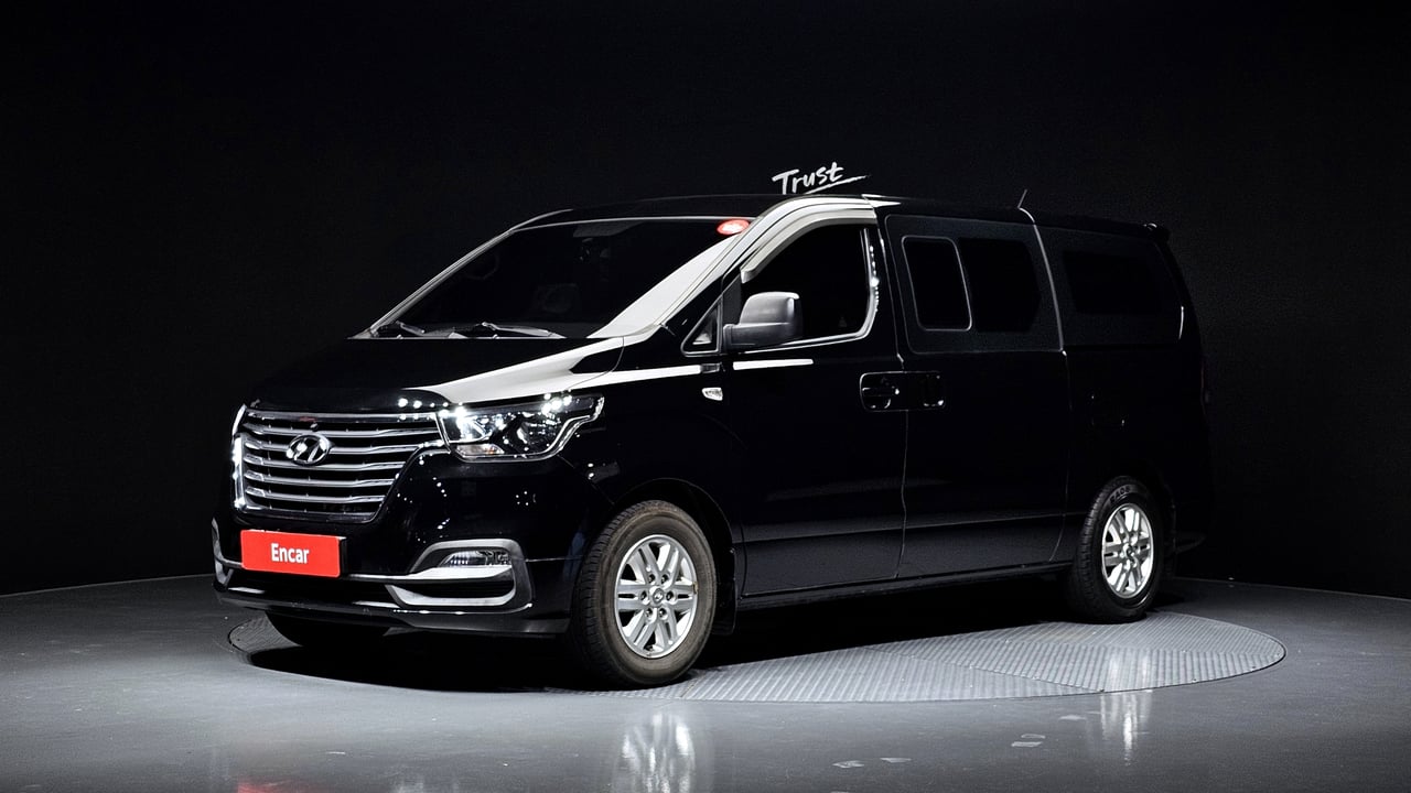 2020 Hyundai Grand, photo 1 of 1