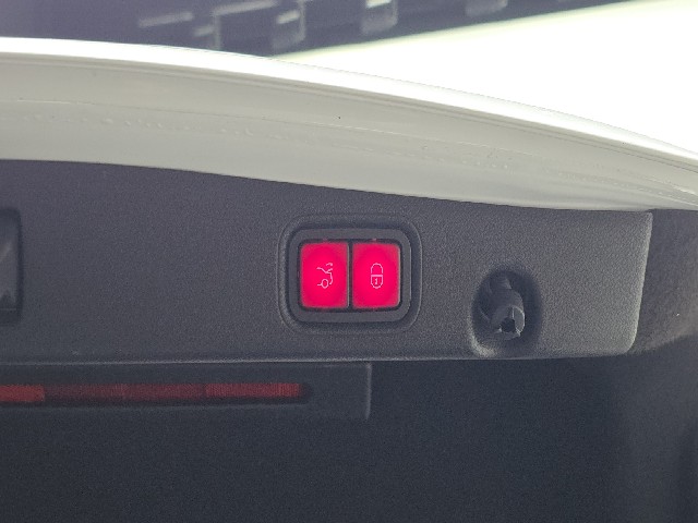 524be388552c5c63058e61bae417d386.jpeg