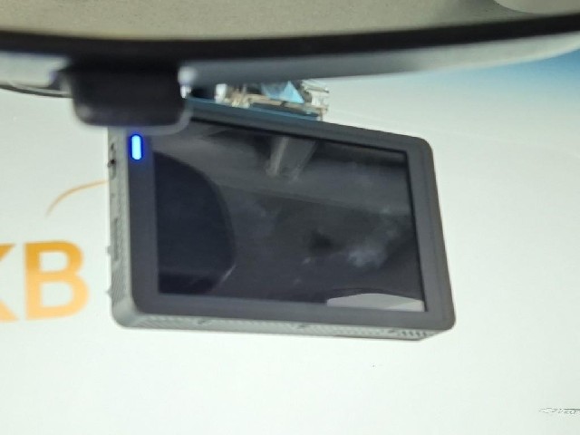 5121002683R15.jpg