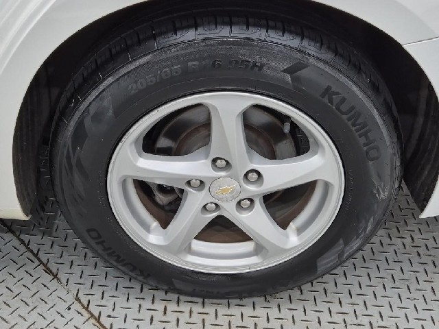 6051001599R20.jpg