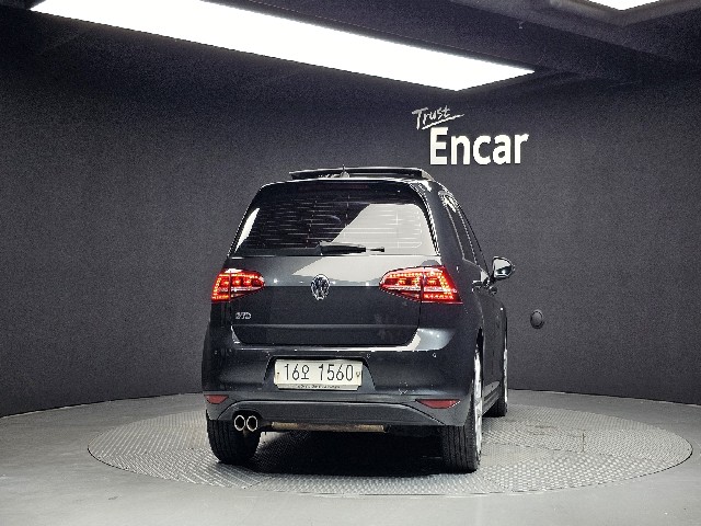 0728e7354265411b78fc5902e5dd620a.jpeg