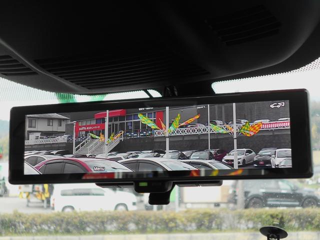 1000819A30260322W00612.jpg