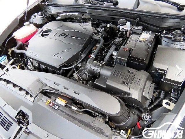 16aeb950f3fc7b90f127e9aee4f8d811.jpeg