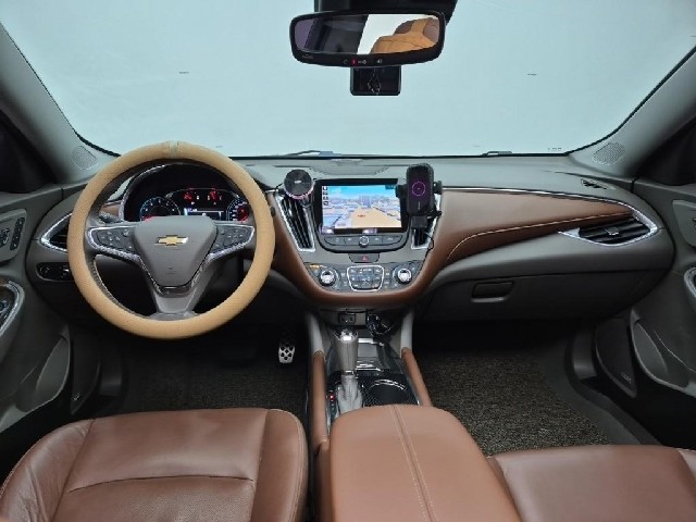 6061002151R7.jpg