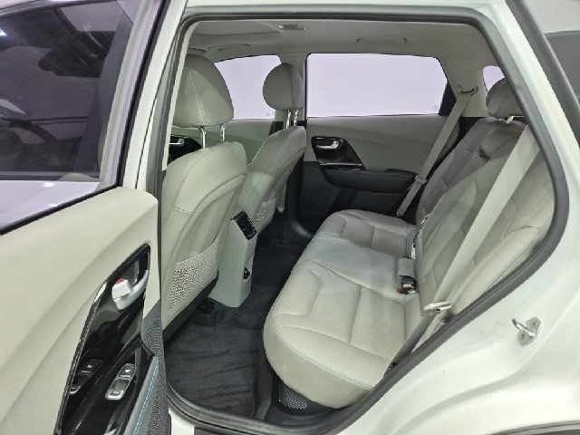 6091002385R12.jpg