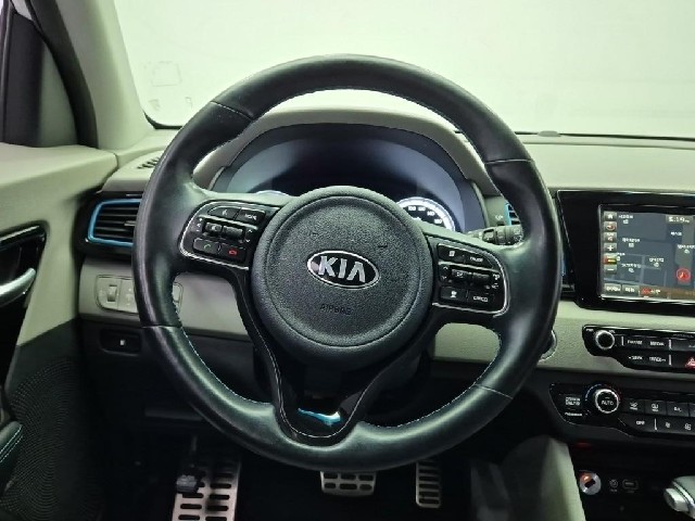 6091002385R9.jpg