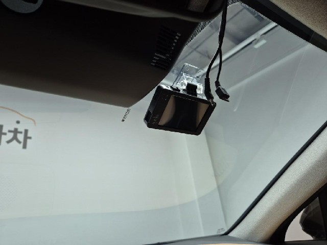 6031003233R17.jpg