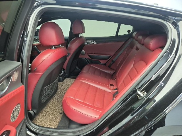 6071500824R12.jpg