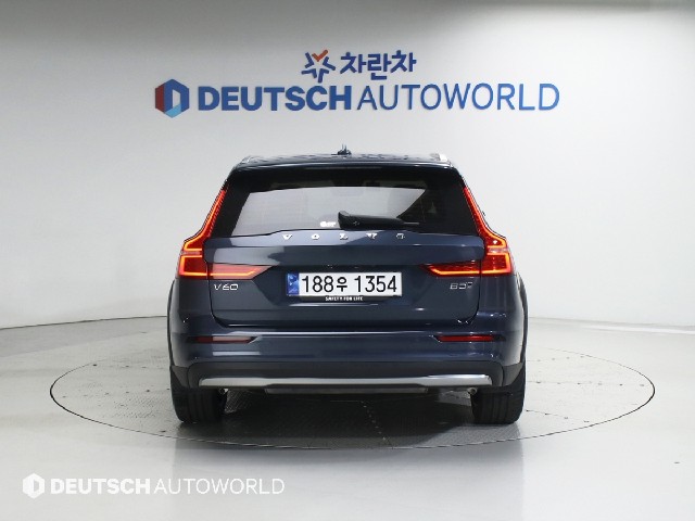 56f11645cec85cbb3c251bac1a55e3d2.jpeg