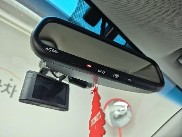 6041000257R16.jpg