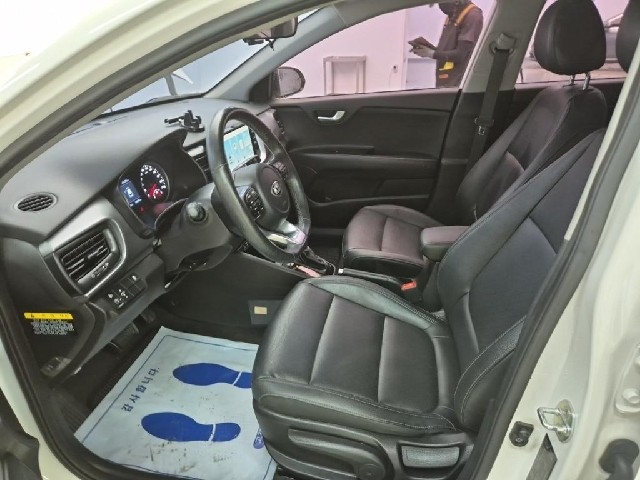 6081500785R11.jpg