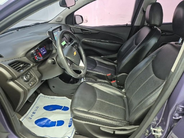 6081500735R11.jpg