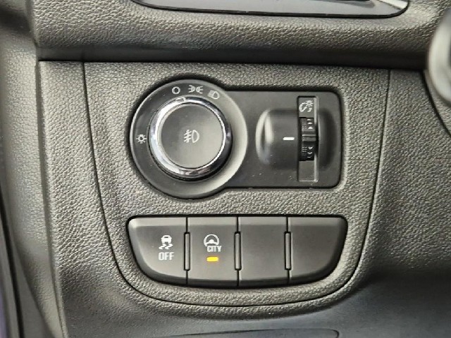 6081500735R17.jpg