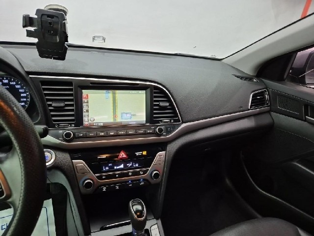 6081000528R10.jpg