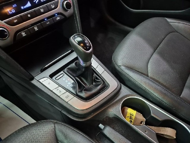 6081000528R8.jpg