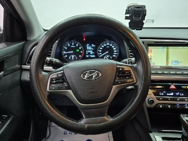 6081000528R9.jpg