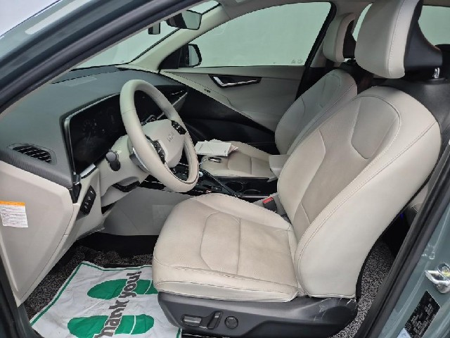 6081500701R11.jpg