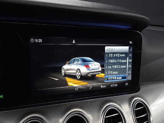 c1da1a693796fb7e4d9e845731d796d5.jpeg