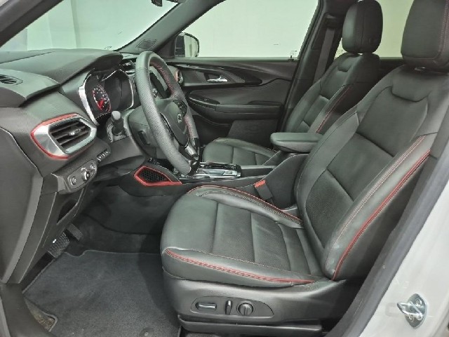 6081000068R11.jpg
