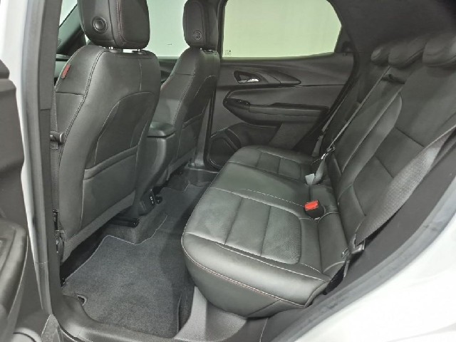 6081000068R12.jpg
