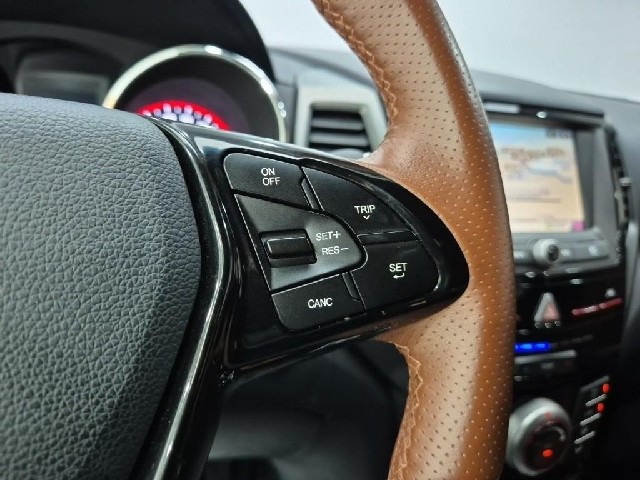 6081000970R15.jpg