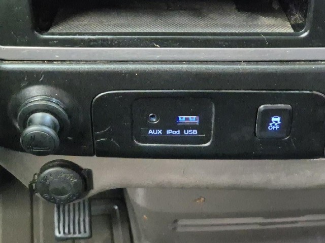 6071502253R13.jpg