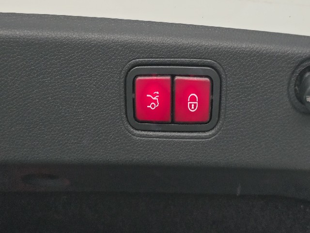 e2b671ac07ba6ff43b36ee34a675c68f.jpeg