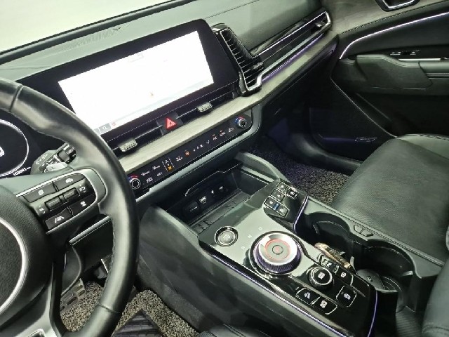 6081000796R10.jpg